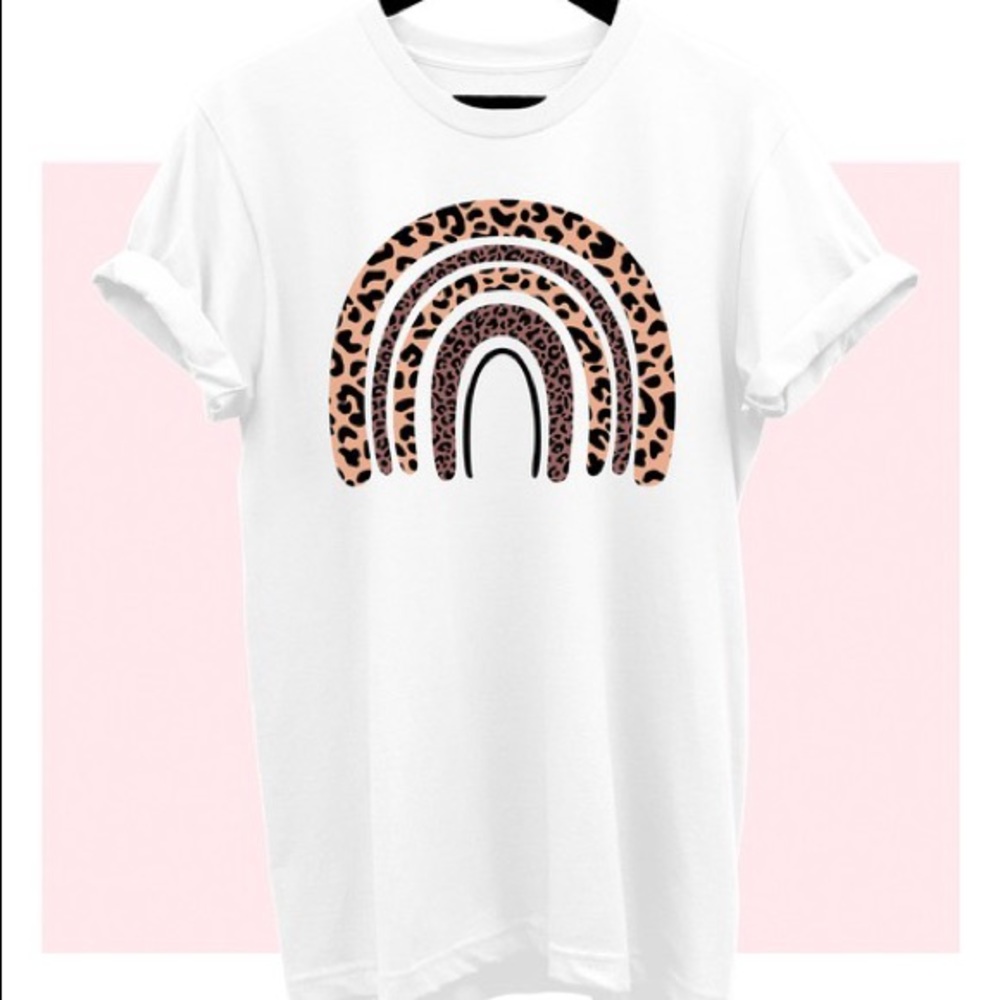 OVER THE RAINBOW LEOPARD GRAPHIC TEE- WHITE - Picture 3 of 4